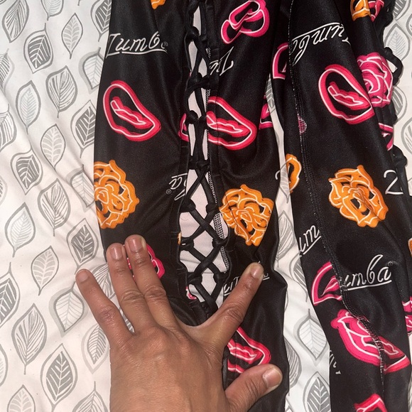 Zumba stole my Heart Leggings - Picture 2 of 4